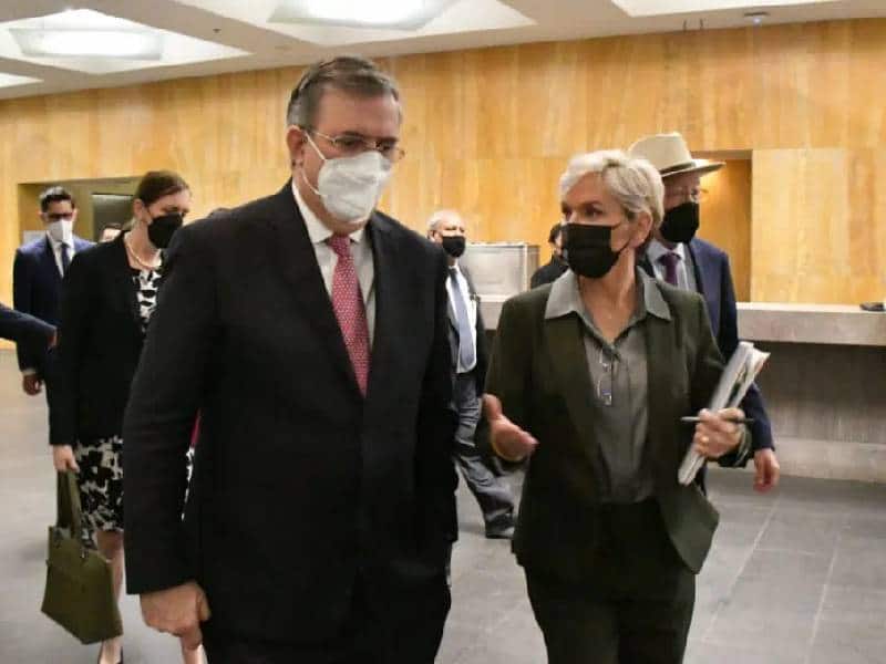 Recibe Ebrard a secretaria de Energía de EU, Jennifer Granholm