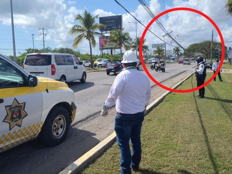 Por poste colapsado cierran parcialmente el Bulevar Colosio