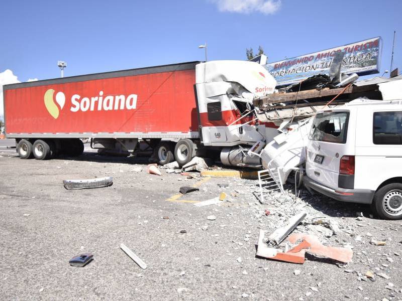 Denuncia Soriana robo de tráiler durante enfrentamiento en Guerrero