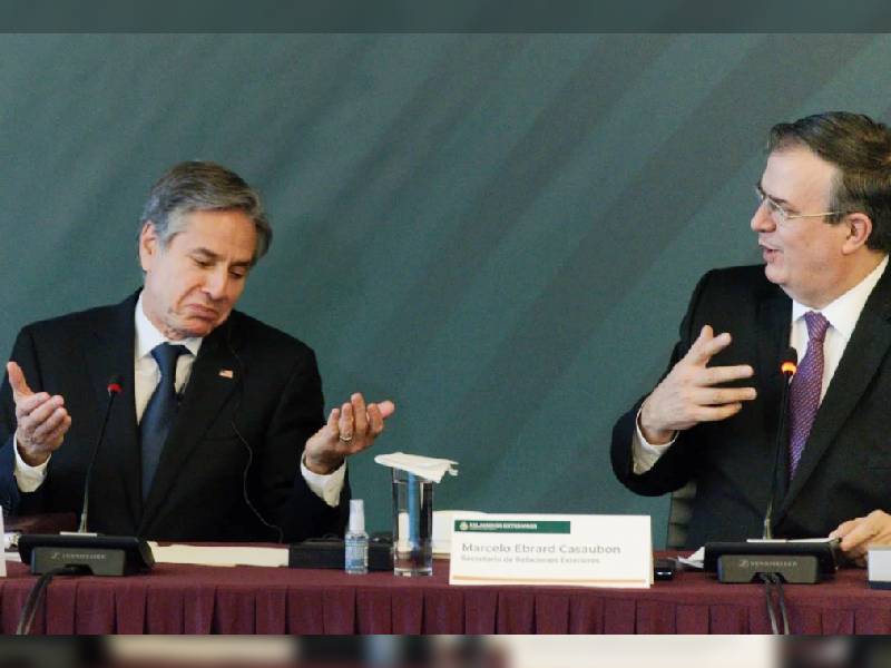 Pide Presidente a Ebrard