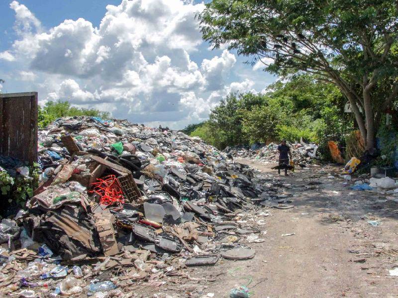 Determina Profepa que Ayuntamiento de Lázaro Cárdenas no enterró basura de Holbox
