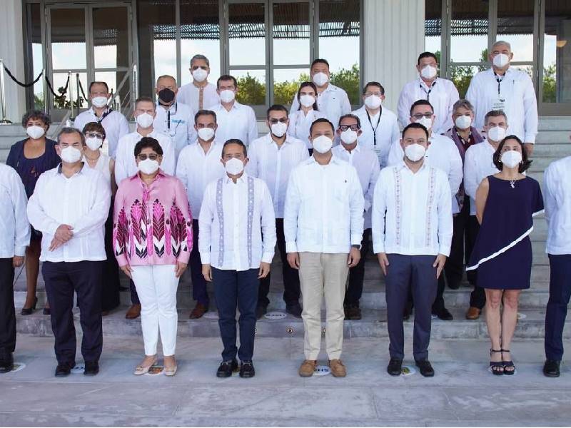 Se reúnen en Quintana Roo responsables de finanzas de la república mexicana