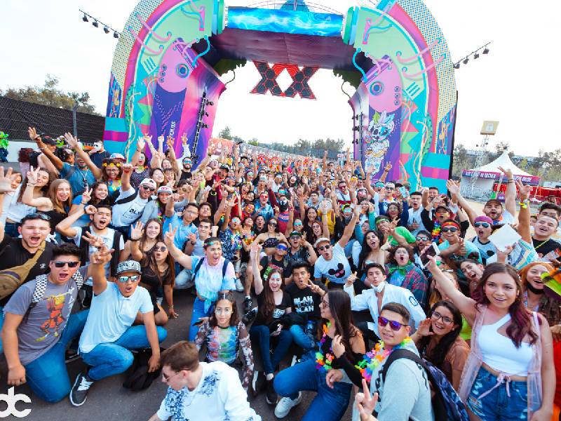Más de 98 mil almas se reunieron en el segundo día del EDC