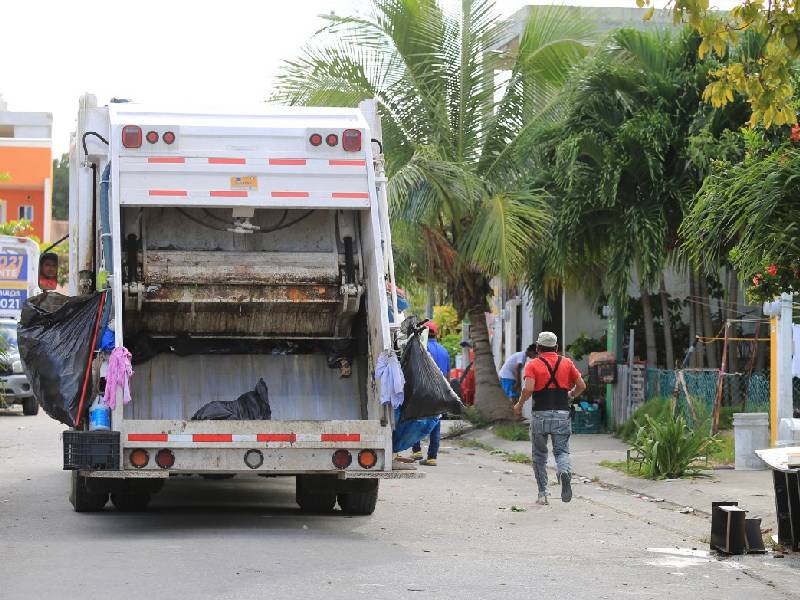 Piden respetar horarios de recolecta de basura