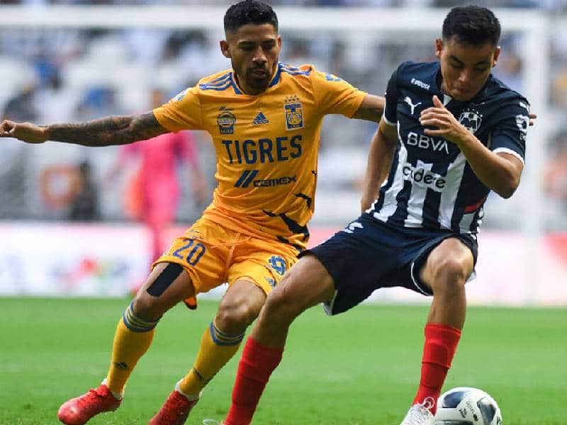 Clásico RegioÔÇÖ entre Tigres y Rayados