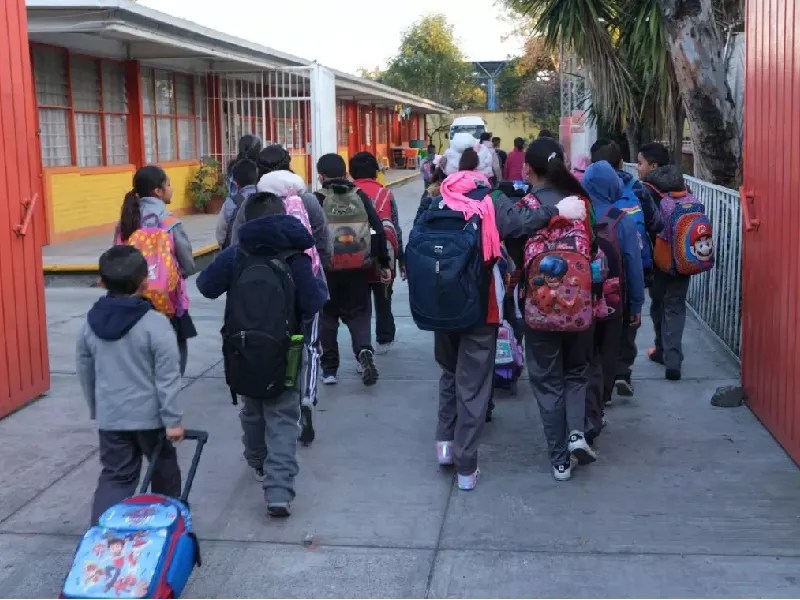 Listas las escuelas para reiniciar clases presenciales este lunes 14