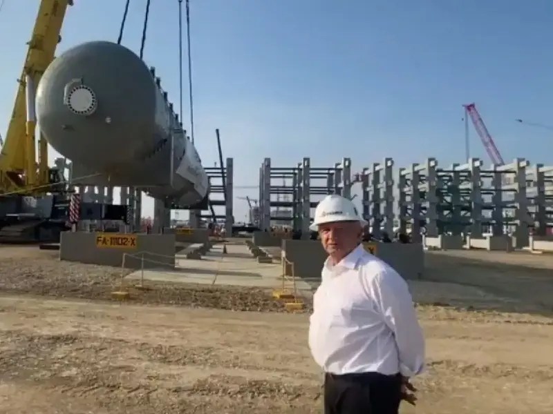 AMLO promete terminar refinería de Dos Bocas en julio