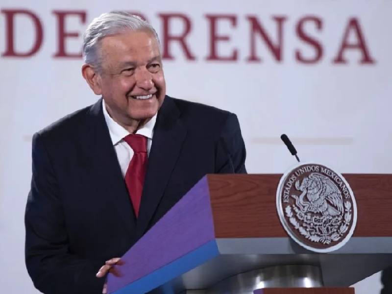 Insiste AMLO en continuar con estrategia de ¡abrazos no balazos!