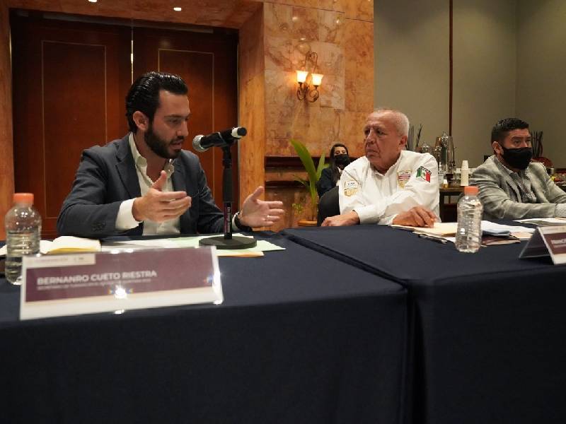 Mejorarán procesos migratorios en el Aeropuerto Internacional de Cancún