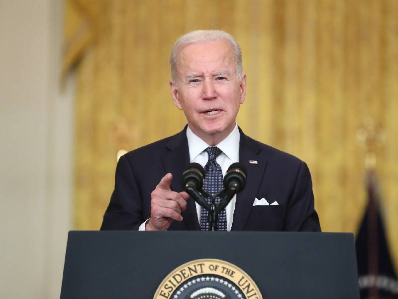 EU prohíbe importación de petróleo, gas natural y carbón rusos: Joe Biden