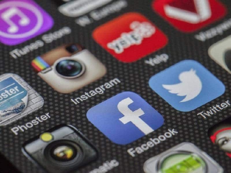 Facebook lanza herramienta para frenar desinformación