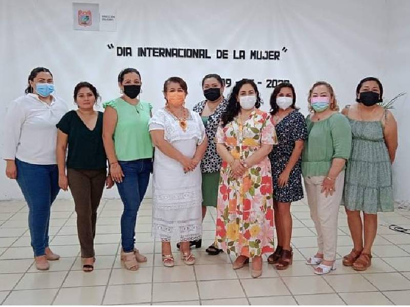 Conmemoran a la mujer ante el marco del "Día internacional de la mujer"