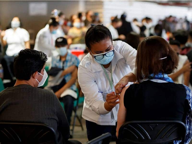 Vacunación para rezagados en CDMX continuará el miércoles 16 y jueves 17 de marzo