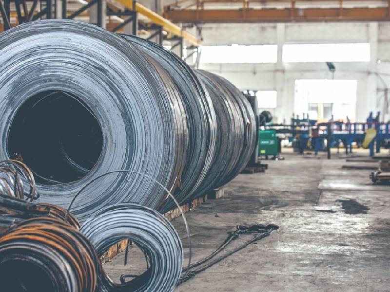 EU y Reino Unido eliminan aranceles al acero