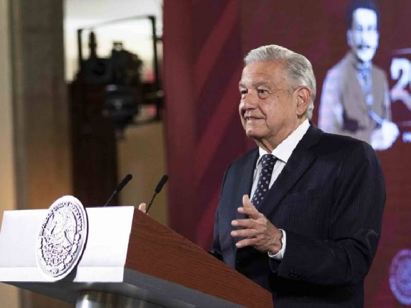AMLO plantea eliminar el horario de verano