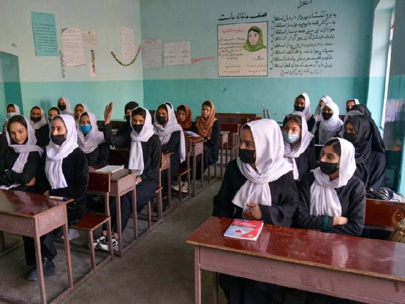 Mujeres, la promesa incumplida del talibán