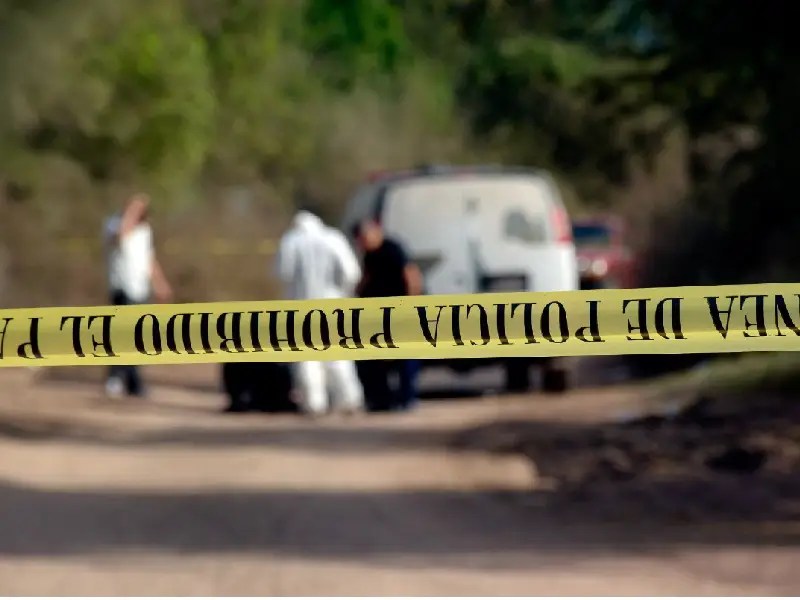 Atacan a joven mientras tenía relaciones con su pareja