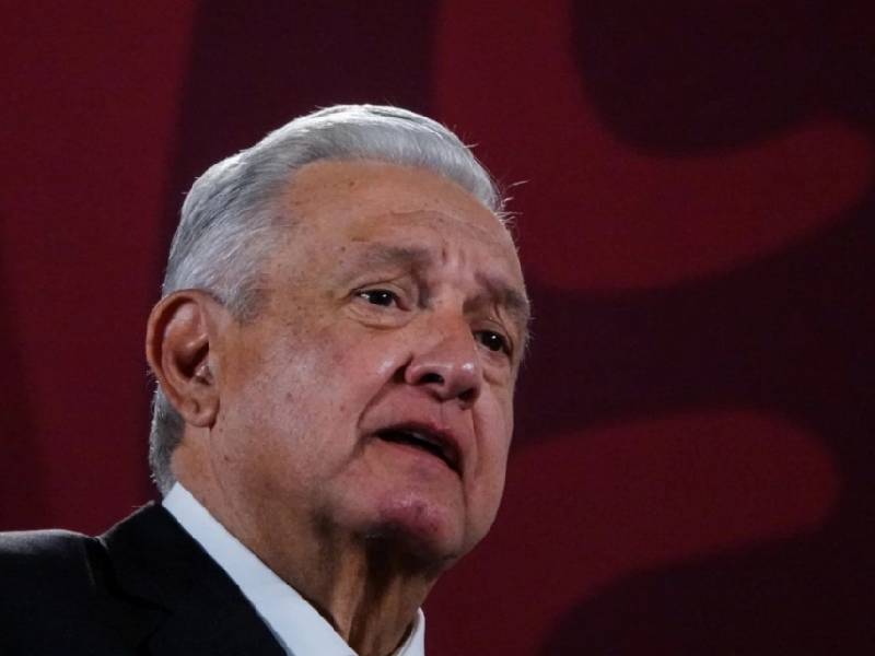 AMLO vulnera autonomía de banco central