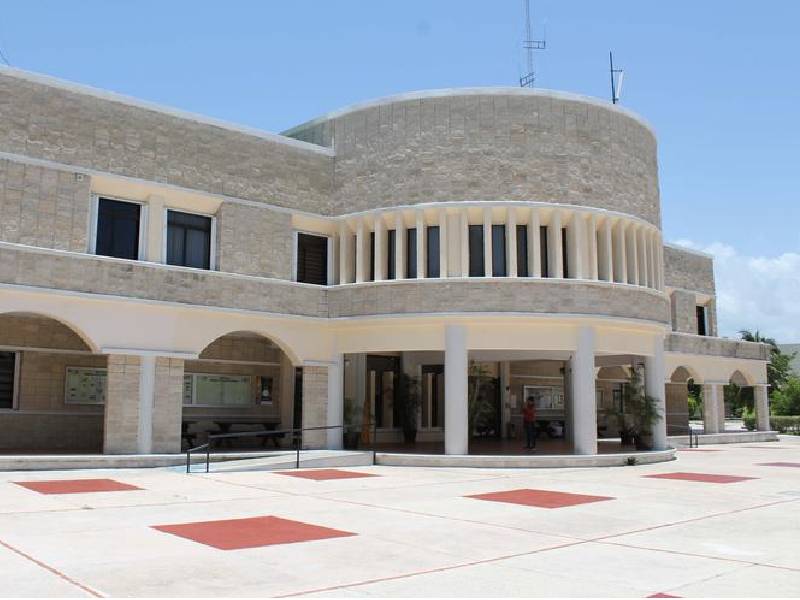 Autonomía financiera de la UQROO será en 2023