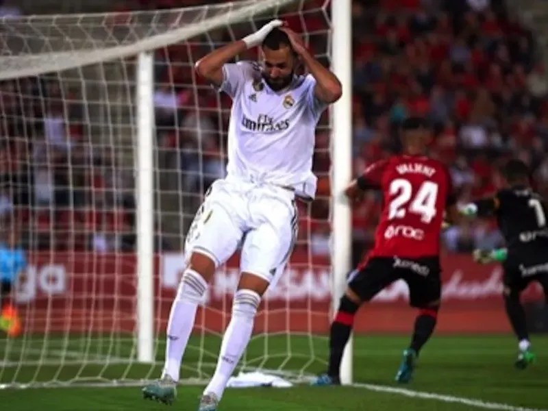 Real Madrid golea 3-0 en Mallorca y amplia su ventaja al frente de la Liga