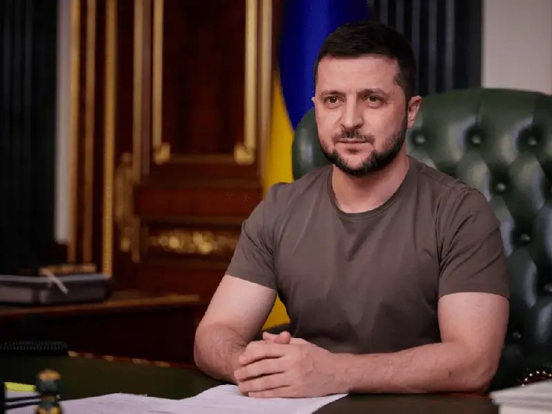 Zelenski desconfía del anuncio de desescalada de Rusia