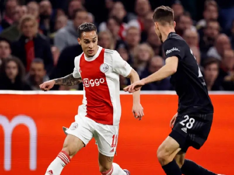 Benfica elimina al Ajax para meterse a cuartos de Champions League