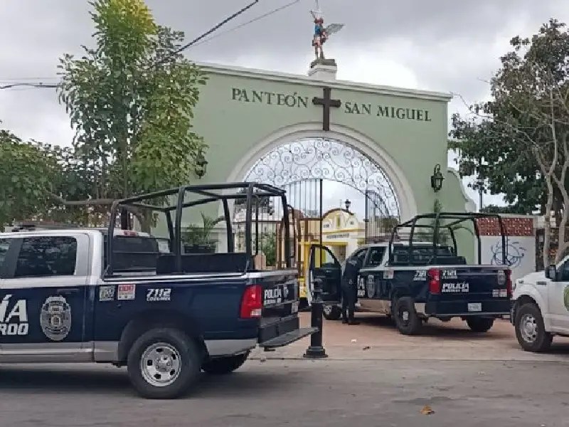 Detienen a hombre que saqueaba tumbas en Cozumel