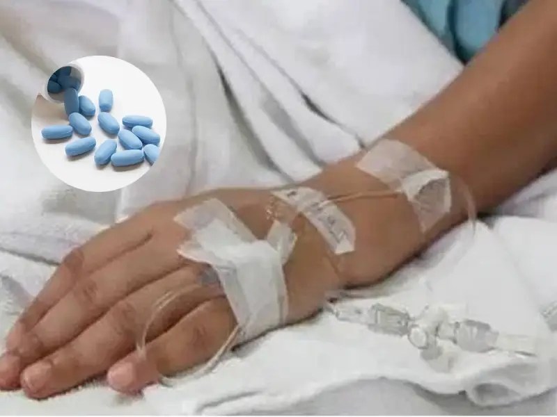 Estudiantes se echan un juguito de maracuyá conÔǪ ¿Viagra?