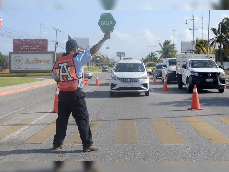 Lunes incia construcción de paso peatonal para zucar hacia  la Anáhuac