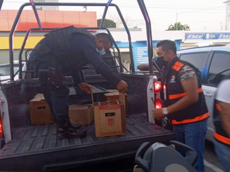 Decomisan alcohol en Lázaro Cárdenas en plena ÔÇ£Ley SecaÔÇØ