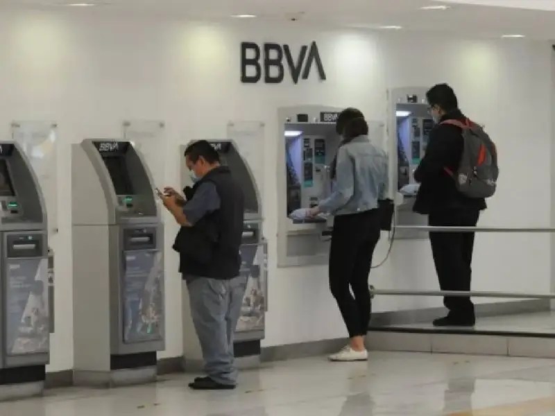 Más del 90% de quintanarroenses terminan en problemas bancarios