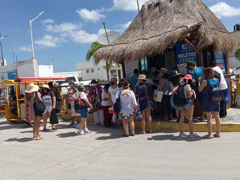 Ausencia de sargazo detona flujo de visitantes en Holbox
