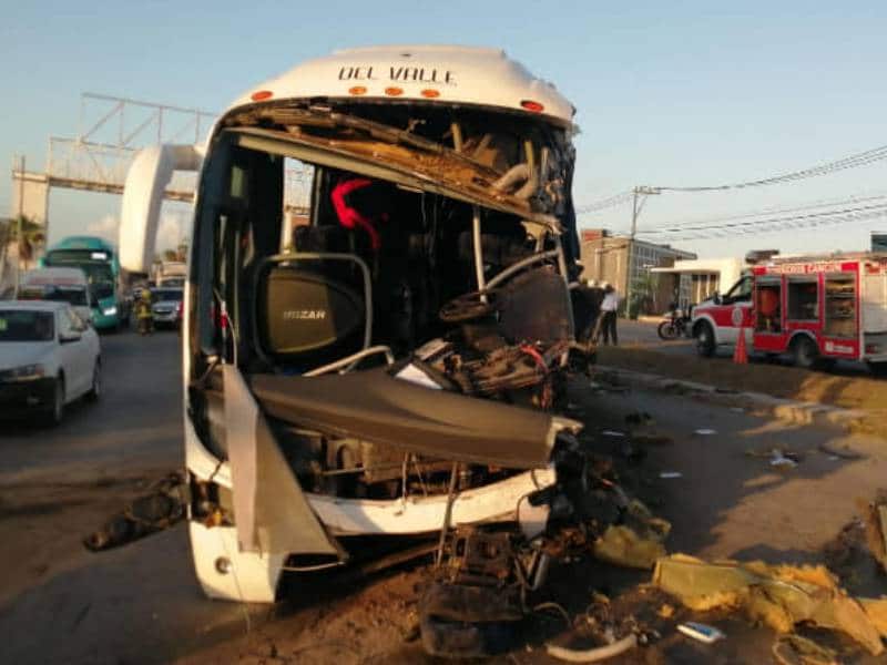 Se registra grave accidente en la Av. Donaldo Colosio