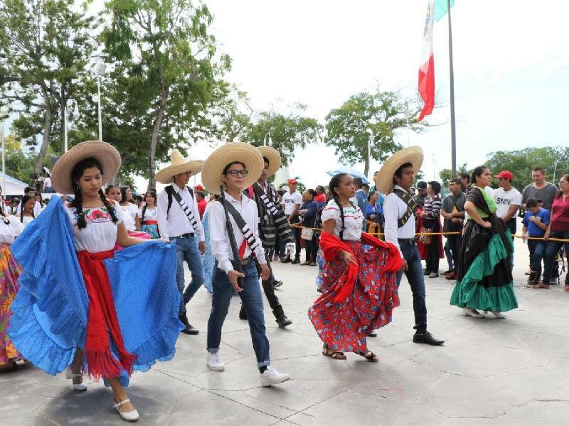 Aun sin saber si habrá o no desfile del ÔÇ£Día del TrabajoÔÇØ