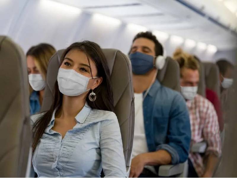 Aerolíneas internacionales adoptarán el no uso de cubrebocas