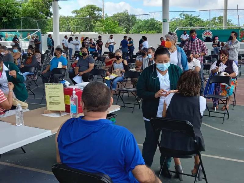 Buena participación en módulos de vacunación de refuerzo