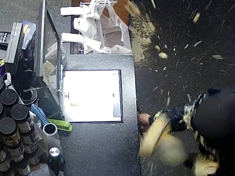 empleados comida ladrón