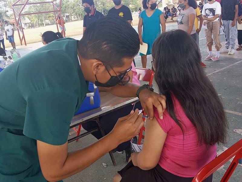SESA invita a adolescentes de 12-14 años a acudir a vacunarse contra la COVID-19