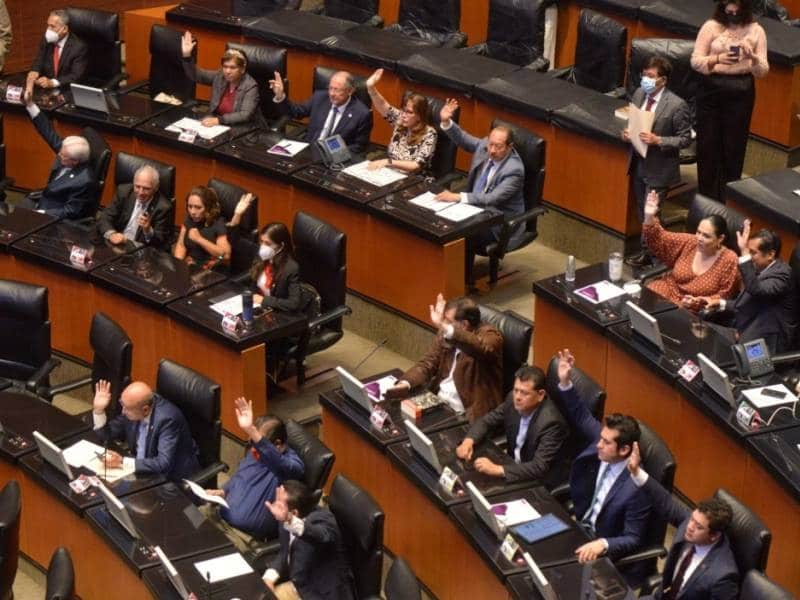 Se niegan al debate político en la Comisión Permanente