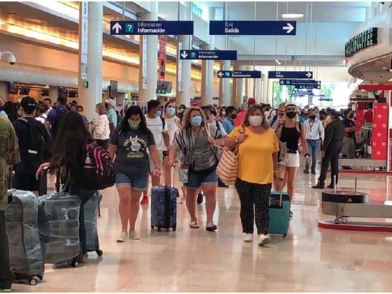 Reconocen hoteleros mejora en la atención de viajeros