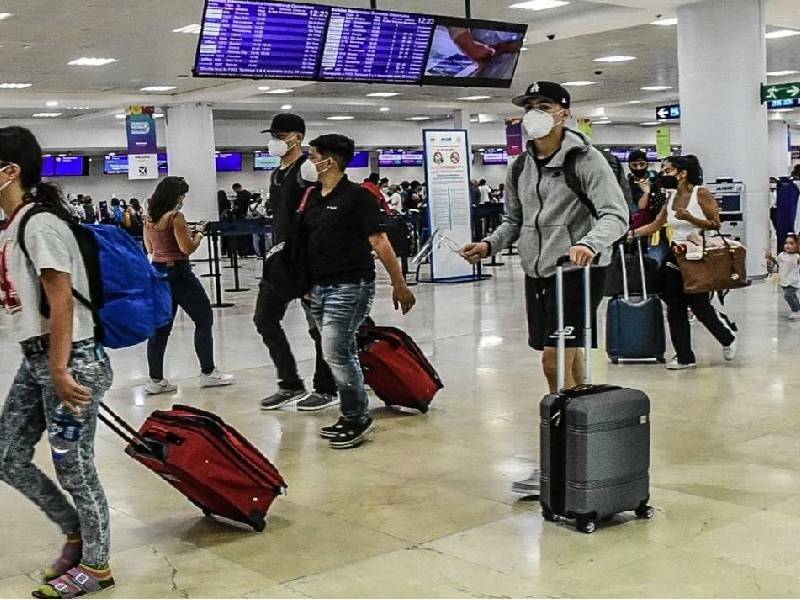 Incrementa flujo de pasajeros al Caribe Mexicano