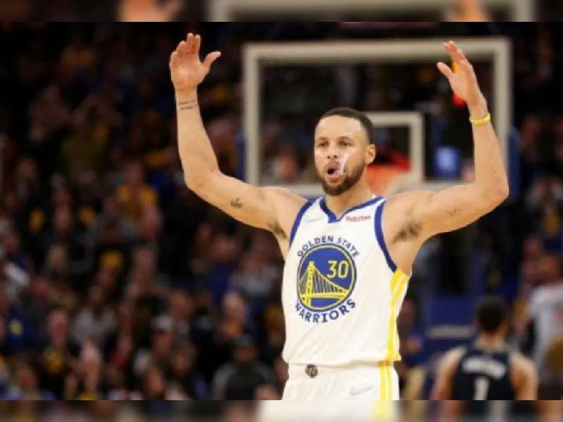 Warriors ponen al borde del abismo a los Grizzlies en el Oeste