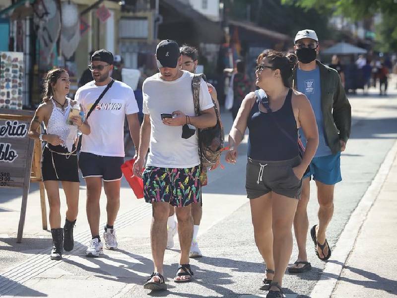 A partir de este 10 de mayo el uso de cubrebocas es voluntario: Carlos Joaquín