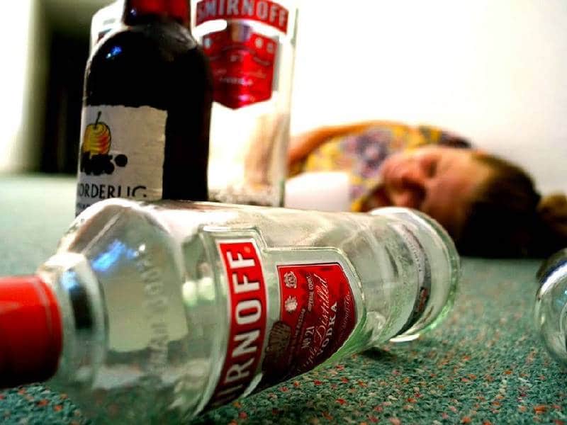 Incrementa atenciones por intoxacación de alcohol