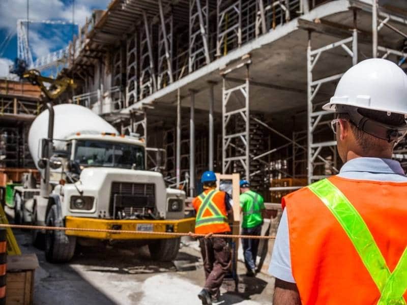 Industria tiene limitado avance en marzo