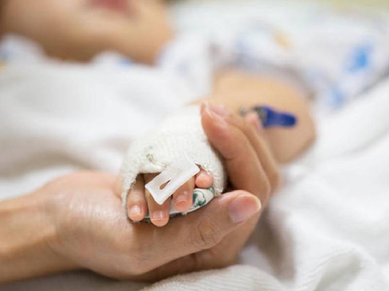 Hospitales públicos y privados se sumarán a detección de hepatitis infantil