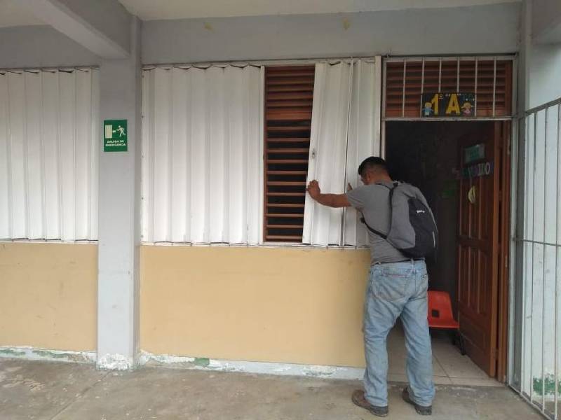 Construyen escuelas como refugios seguros