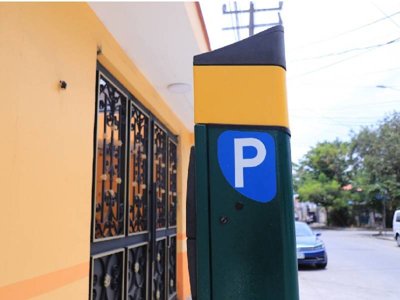 Retirarán parquímetros de colonias populares