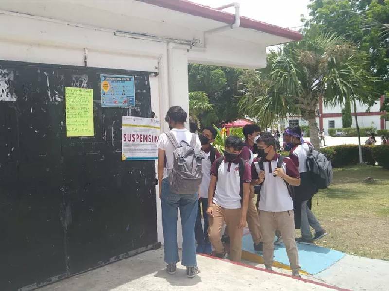 Clausuran tiendas escolares de CBTIS 111 por antihigiénicas