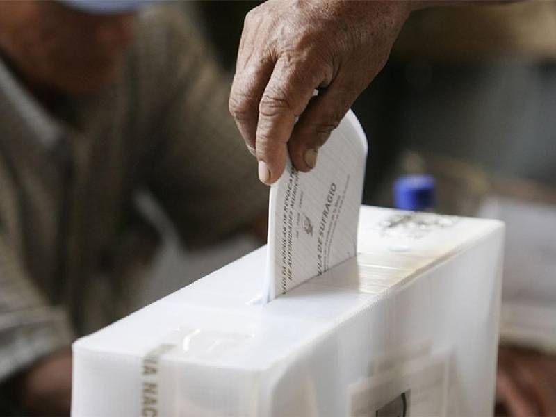 Empresarios apoyarán a los empleados que deseen salir a votar